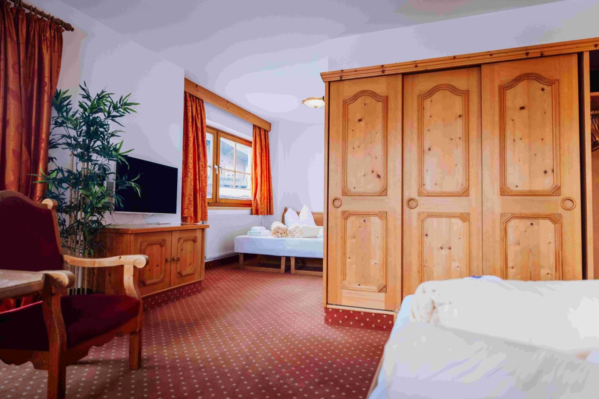 אוטנדורף Hotel In The Heart Of The Alps מראה חיצוני תמונה