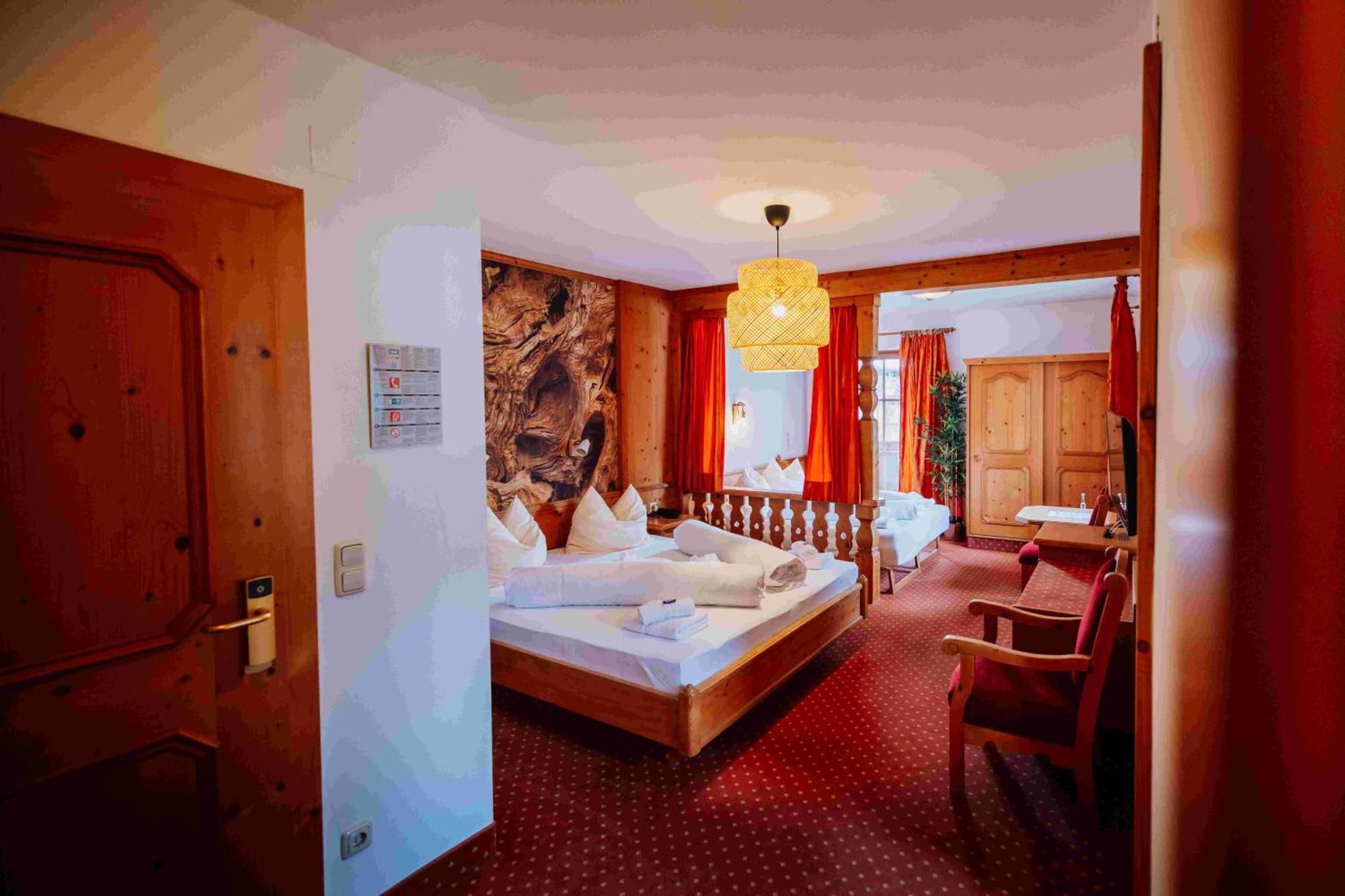 אוטנדורף Hotel In The Heart Of The Alps מראה חיצוני תמונה